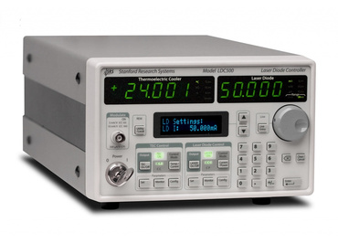 Proudový zdroj pro laserové diody a teplotní kontroler SRS LDC500